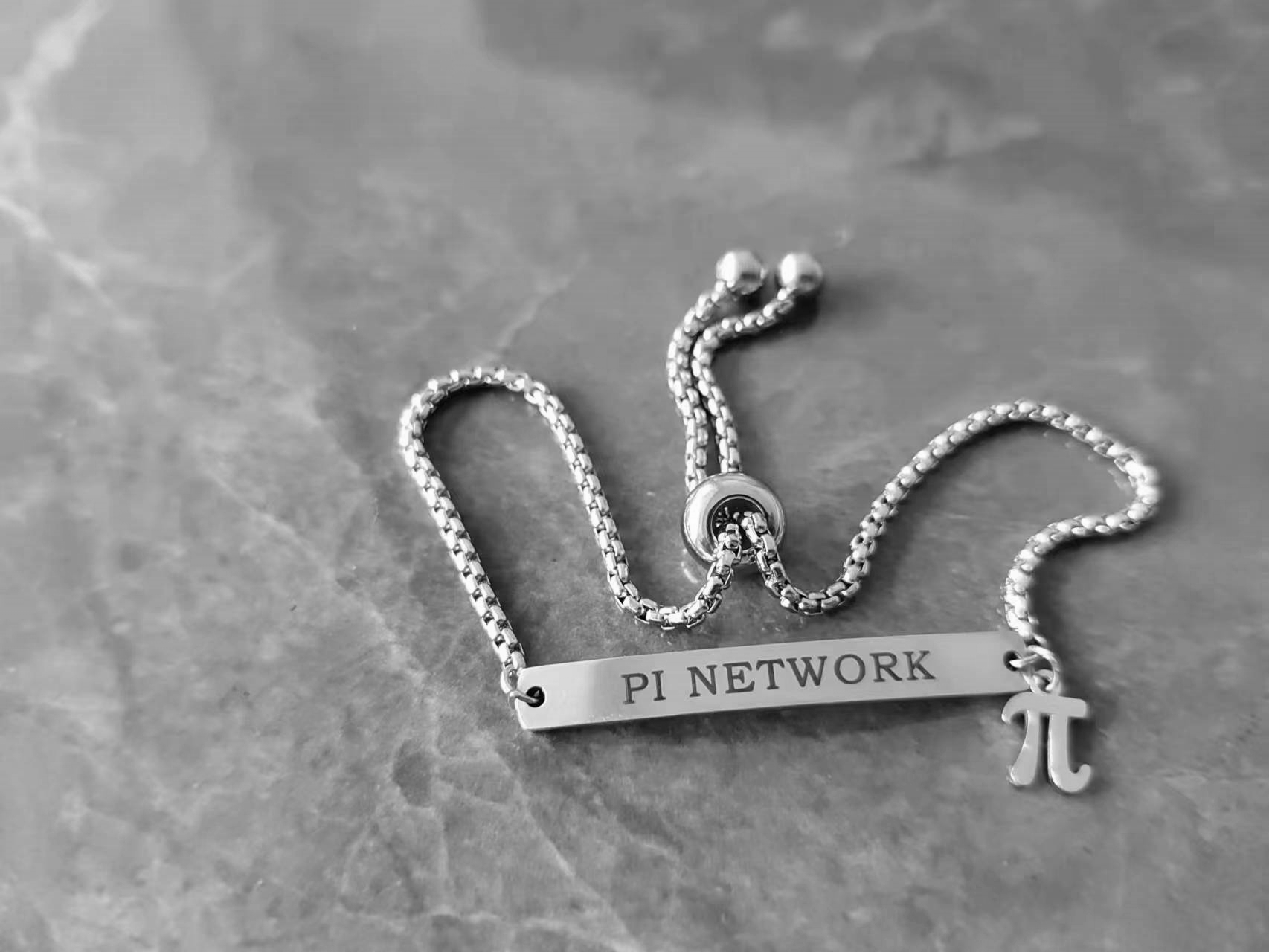 Math PI NETWORK Letter Bracelet Adjustable Bangle Stainless Steel Engraved Bent Tag Pai Infinite Infinity Symbol Charms for Teacher Student Graduation