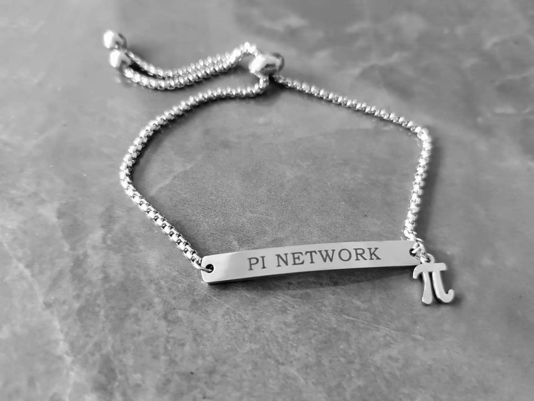 Math PI NETWORK Letter Bracelet Adjustable Bangle Stainless Steel Engraved Bent Tag Pai Infinite Infinity Symbol Charms for Teacher Student Graduation