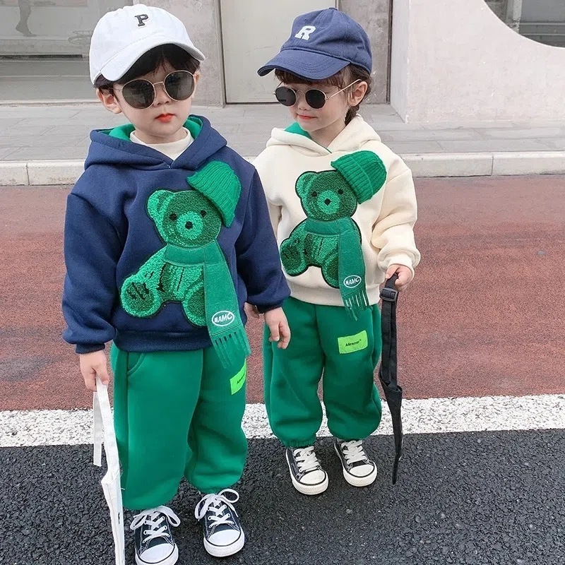Clothing Sets Winter Thicken Lamb Wool Baby Girl Boy Clothes Set Children Sports Cartoon Bear Sweatshirt Top Pants 2 Pcs Suit Cotton Tracksuit 230915