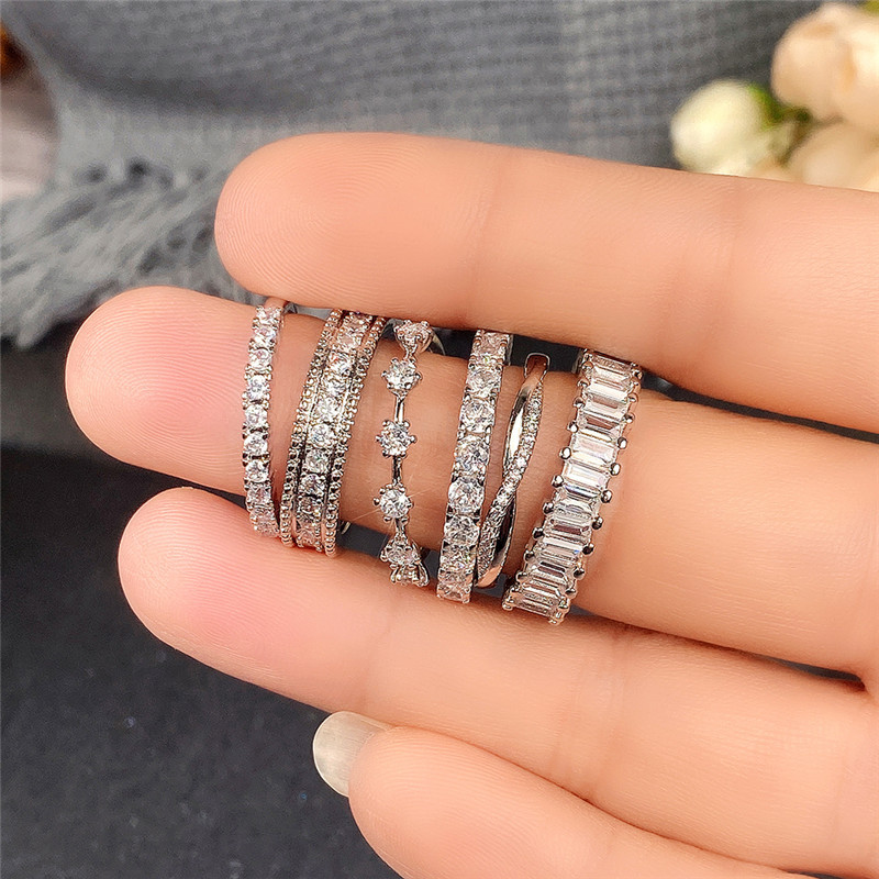 Solitaire Ring Fashion Contracted Design Women's with Brilliant White Cubic Zirconia Wedding Party Daily Wearable Statement Jewelry