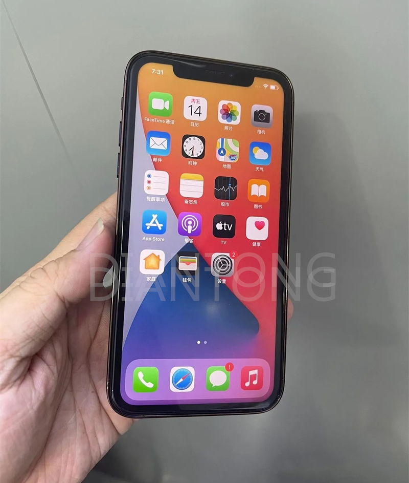 Original iphone XR in iphone 15 pro/14 pro Style Flat Screen Cellphone Unlocked with iphone 14 pro/15pro box&Camera appearance 3G RAM 64GB 128GB 256GB
