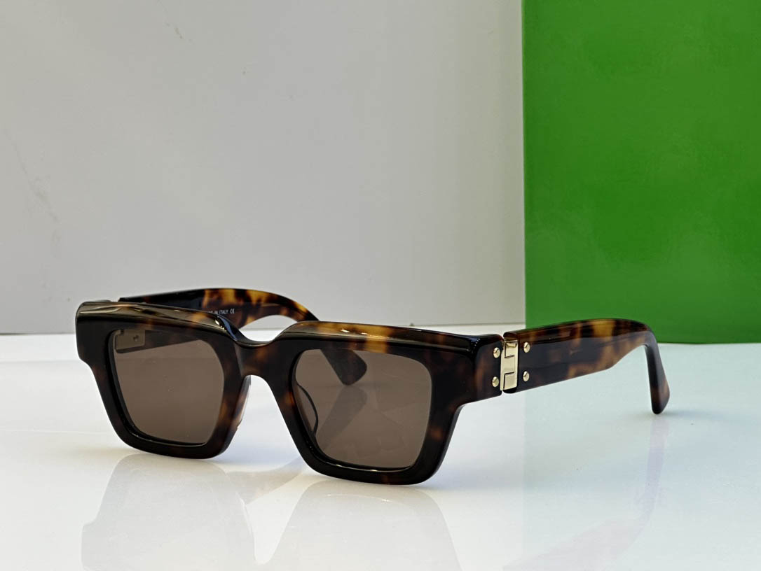 Men Sunglasses For Women Latest Selling Fashion Sun Glasses Mens Sunglass Gafas De Sol Glass UV400 Lens With Random Matching 1230