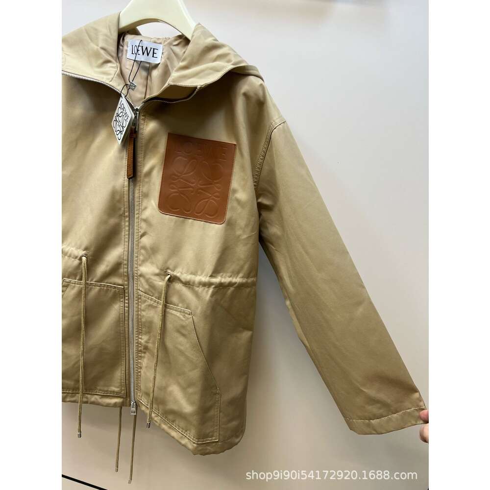 23 PRE Autumn New Classic Logo Hooded Drawstring Waistband Windbreaker Coat Hat with Open Shawl Design
