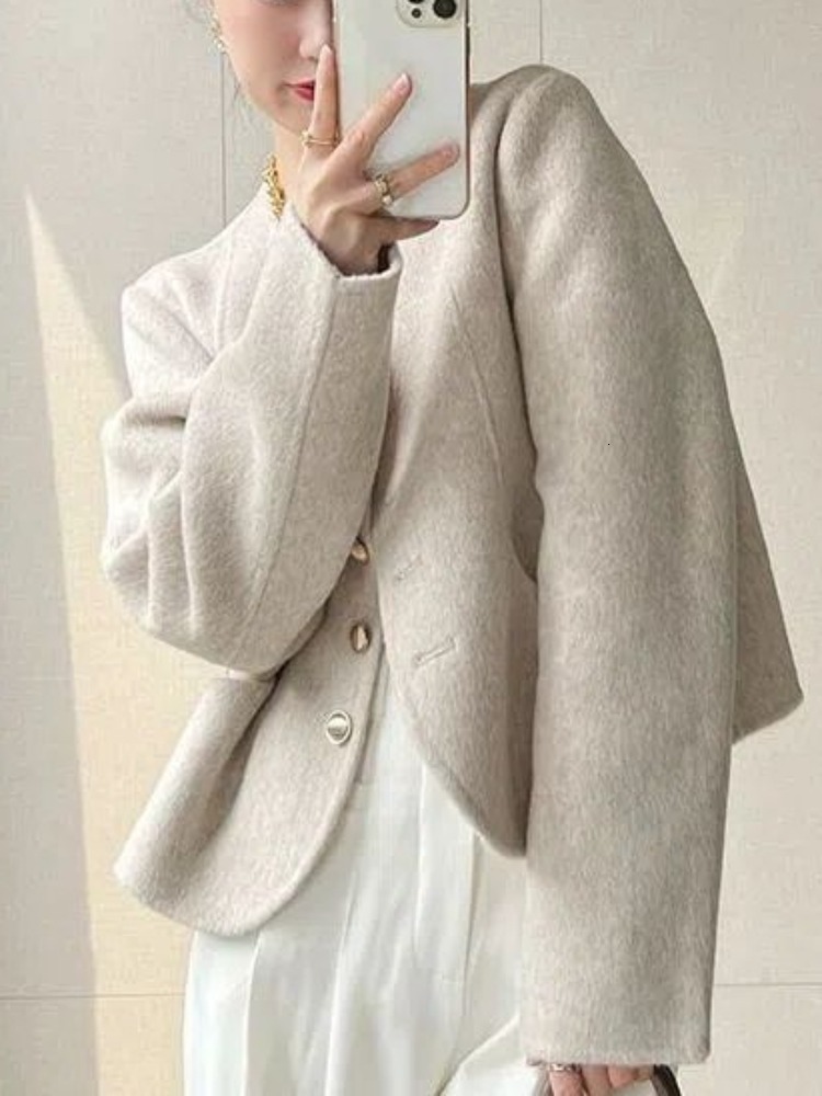 Women's Jackets Wool Jacket Round Neck Single Breasted Blends Coats Solid Loose Thickening Fashion Winter for Women 230919