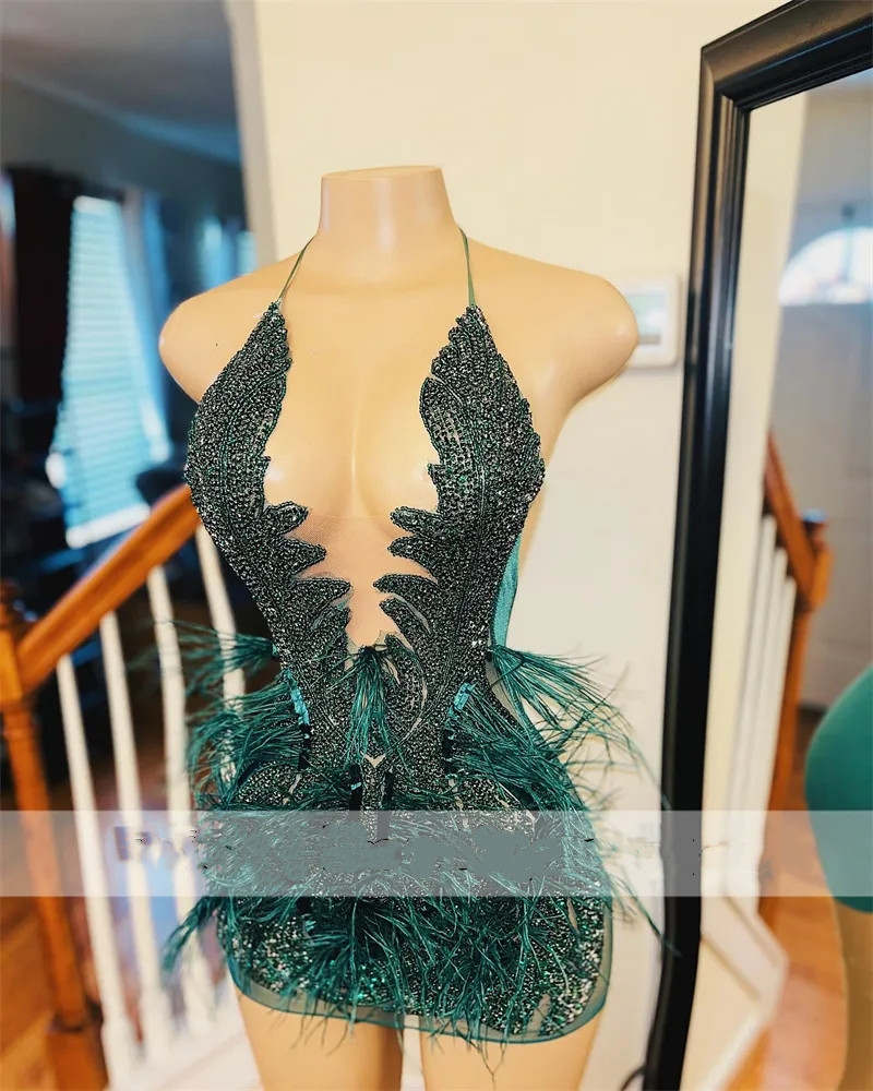 Hunter Sparkly Sexy Green Dias Short Prom Dress Glitter Crystals Rhie Beading Feathers Homecoming Tail Party Wear
