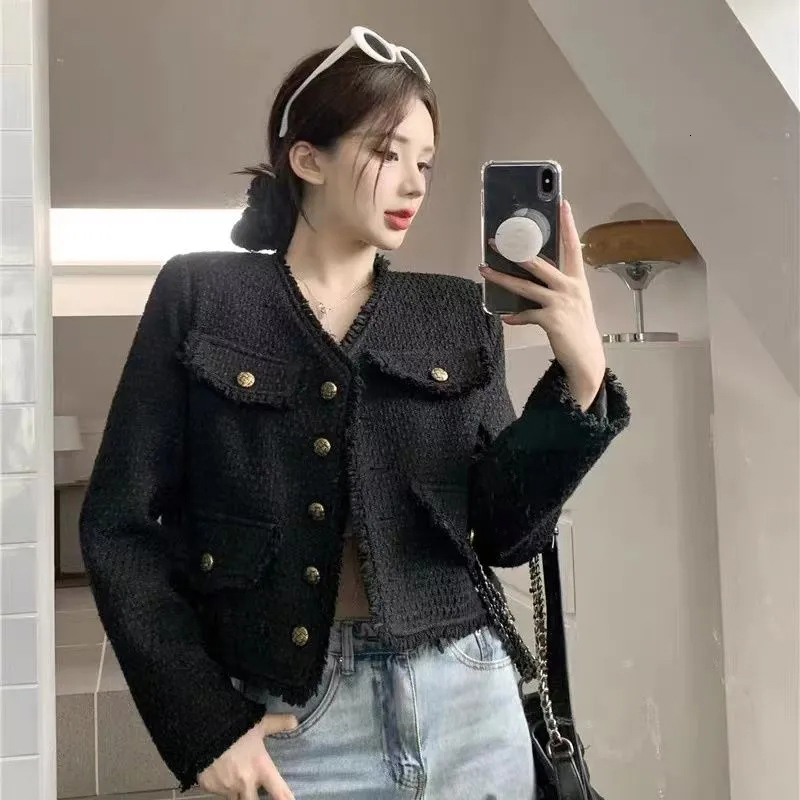 Women's Wool Blends Black Cropped Tweed Jackets Women Vintage Tassel Basic Short Coats Korean Elegant Single-Breasted Casual Outerwear Spring Aut
