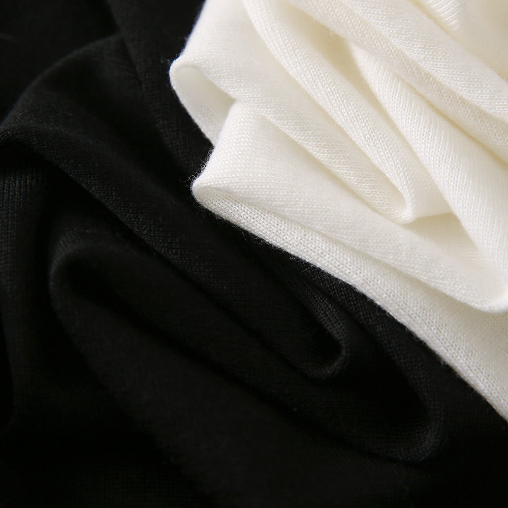 Women's Knits Tees s Black White Lattice ONeck Spliced Cardigan Ice Silk Knitting Single Breasted Clothing Office Lady Plaid Slim 230918