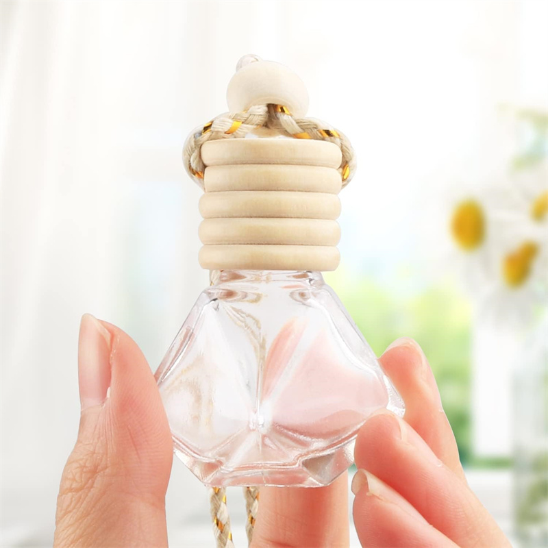 Car Perfume Bottle Diffusers Pendant Perfume Ornament Air Freshener for Essential Oils Fragrance Empty Glass Bottles