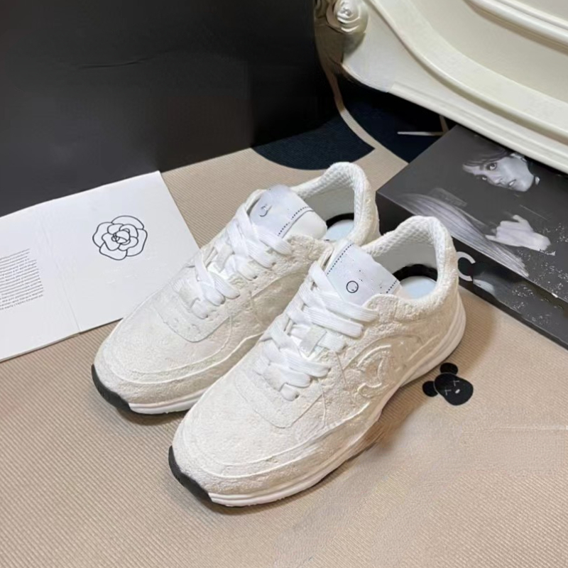 Women's Running Shoes Suede Designer Sneakers Printed Dark Grain Series Sport Shoes Autumn Winter