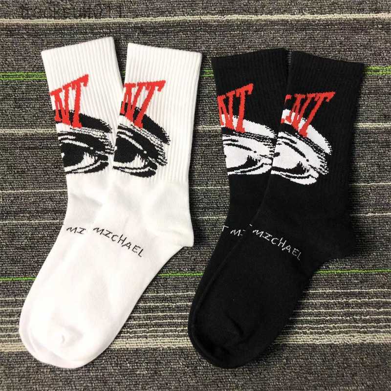 Men's Socks Real Pics Black White in stock Socks Women Men Unisex Cotton Basketball Socks 22ss L230919
