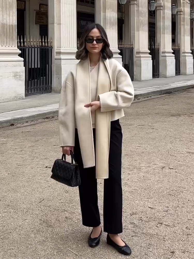 Women's Jackets Autumn Scarf Short Beige Coat Women Patchwork Long Sleeve Loose Female Cardigan Elegant Double Sided Chic Streetwear 230919