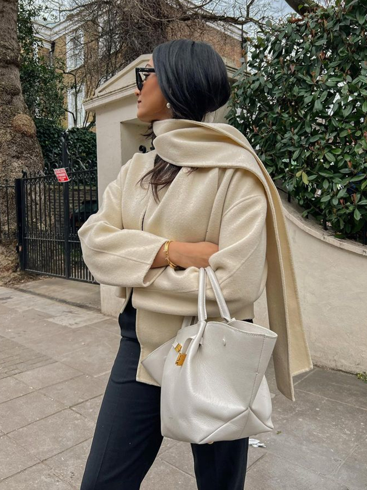 Women's Jackets Autumn Scarf Short Beige Coat Women Patchwork Long Sleeve Loose Female Cardigan Elegant Double Sided Chic Streetwear 230919