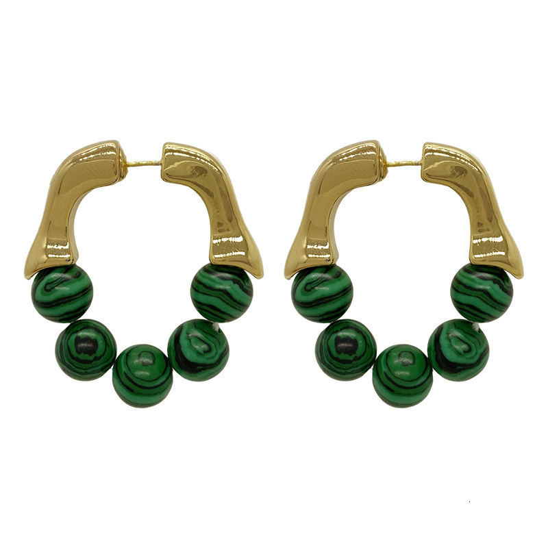 Stud The Green Beads Metal Earrings European And American Style Hip hop Punk Personality Fashion Ms Travel Accessories 230920