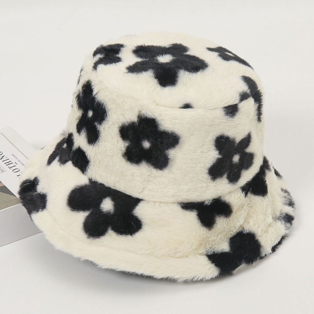 Wide Brim Hats Bucket Warm Hat Women s Autumn Winter Cap Flower Rabbit Fur Fisherman s Retro Knitted Wool Basin Gifts 230919
