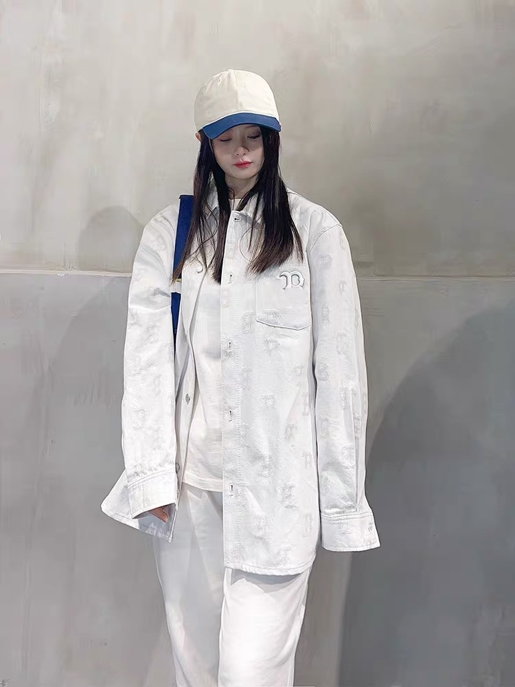 New Women's Embroidered Letter Denim Jacket Spring and Autumn 2023 Casual Shirt Style Denim Jackets Women Korean Outerwear Tops