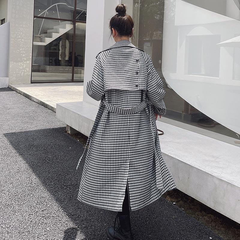 Womens Trench Coats Women Spring Fashion Plaid Coat With Belt For Female Overcoat Turn Down Femme Casaco Abrigo Streetwear Capes Cloak 230921