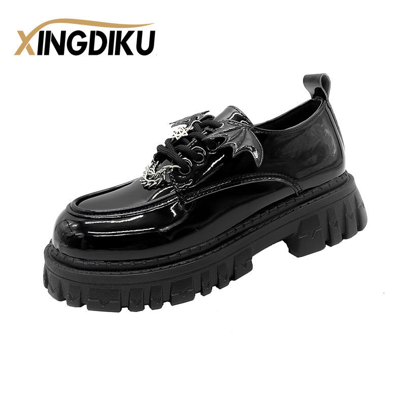 Dress Shoes Punk Wind Fashion Single Shoes Autumn Devil Bat Wings Gothic Women's Shoes Thick Bottom Waterproof Platform Metal Chain 230921