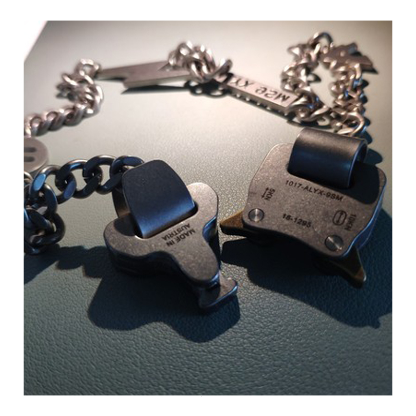 Chokers CLASSIC ALYX Hero NECKLACE Men Women 1017 ALYX 9SM Hollow letter "A" charm Necklaces CHAINLINK stainless steel Colorfast 230921