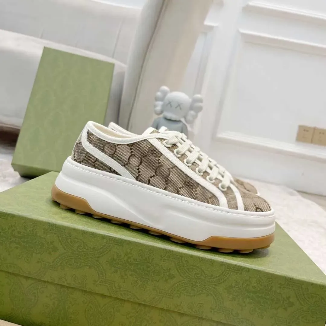 2023 Luxury Designer Canvas Shoes Sneakers Classic Design Version Fashion Running Shoes Tennis Shoes 1977 Washed Jacquard Cowboy Women Shoes Ace Version Shoes