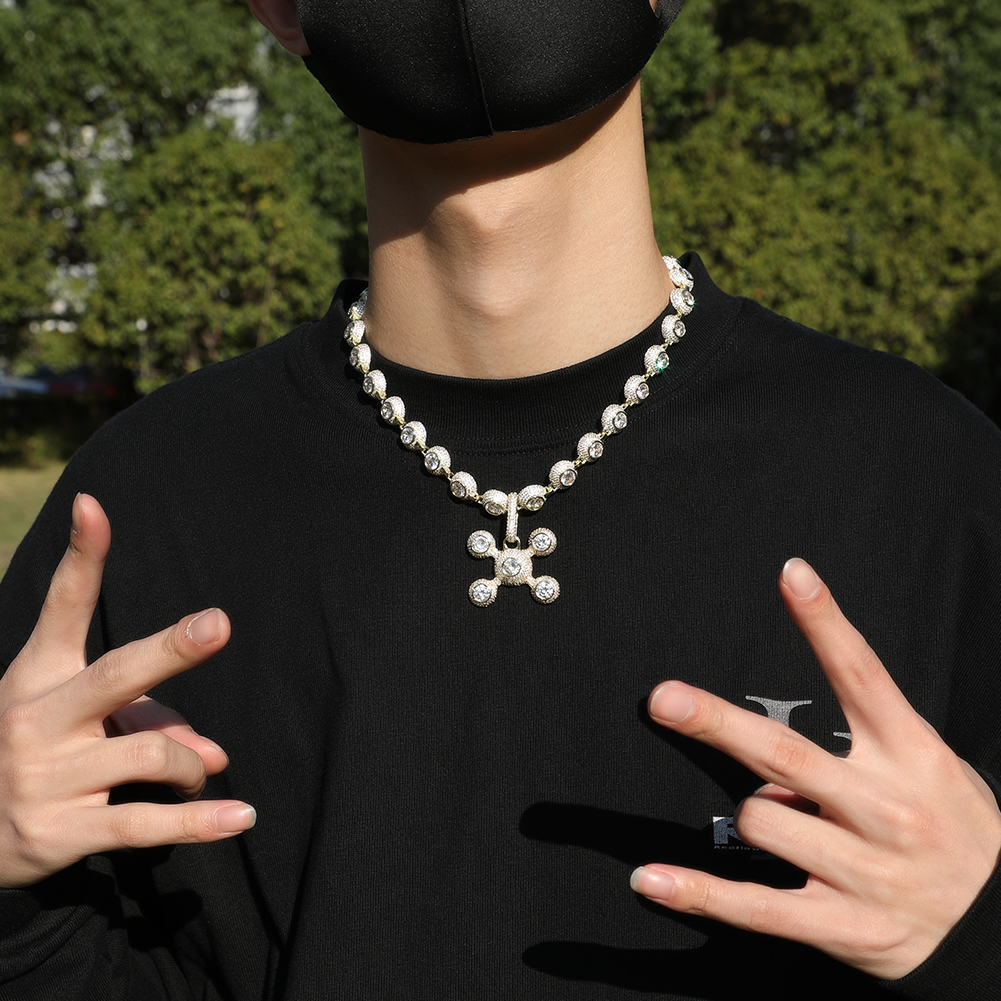 Chokers THE BLING KING UFO Pendant With 12mm Big Round Link Chain Necklace Iced Out CZ For Women Fashion Charm Hip Hop Jewelry 230921