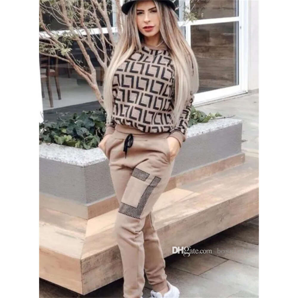 Womans Sweatshirts And Pants Outfits Designer Tracksuits Jogger Sportswear Jogging Sets Sweat Sweatsuit Trouse Training Wear Sportswear Suit