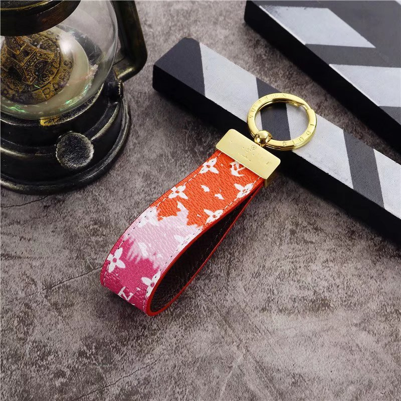 NEW S YHandmade keychains designer lanyards mens metal buckle keychain leather car key chain bag charm unisex keyring classic fashion accessories