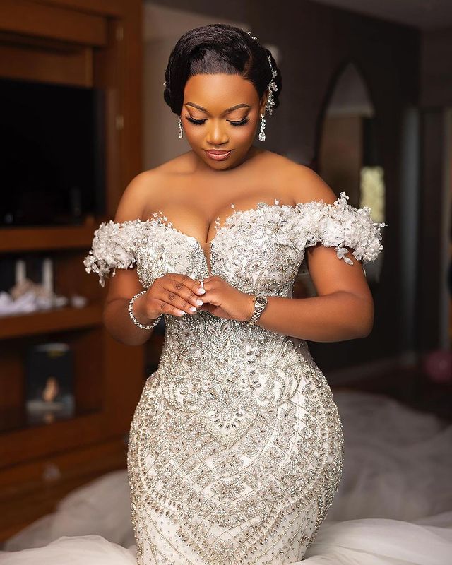 2023 Oct Arabic Aso Ebi Luxurious White Mermaid Wedding Dress Beaded Crystals Tulle Bridal Gowns Dresses ZJ303