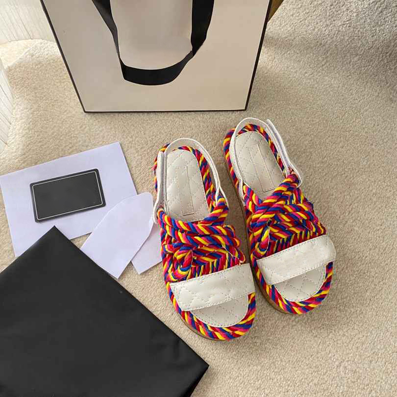 Designer Women Sandals Blade Sandal Hemp Rope Woven Metal Chain Slides Braided Slipper Platform Slippers Elegant Simple Material Slipper Beach Flat Shoes 35-42