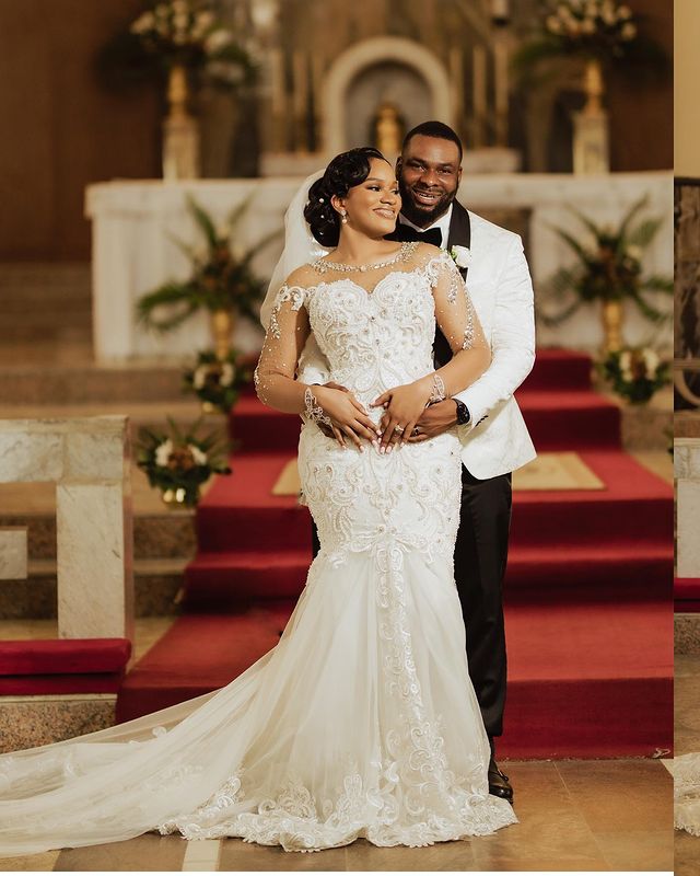 2023 Oct Arabic Aso Ebi Lace White Mermaid Wedding Dress Beaded Crystals Tulle Vintage Bridal Gowns Dresses ZJ302