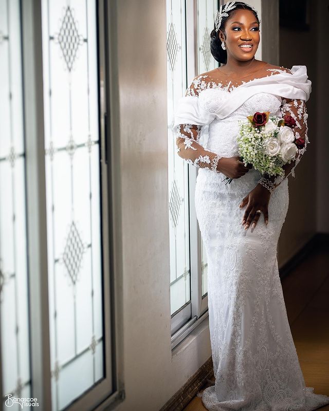 2023 Oct Arabic Aso Ebi White Mermaid Wedding Dress Lace Beaded Detachable Train Sexy Bridal Gowns Dresses ZJ2033
