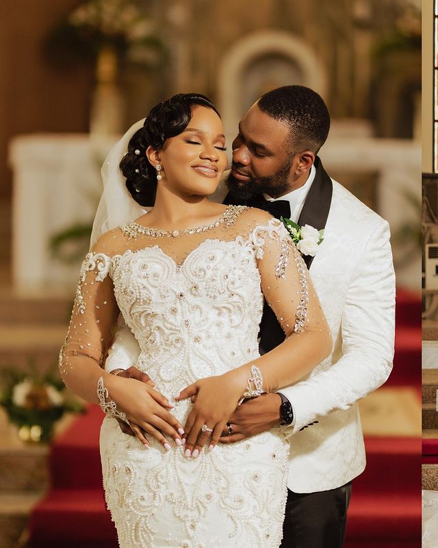 2023 Oct Arabic Aso Ebi Lace White Mermaid Wedding Dress Beaded Crystals Tulle Vintage Bridal Gowns Dresses ZJ302