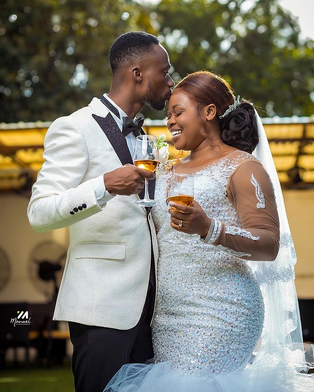 2023 Oct Arabic Aso Ebi Plus Size Ivory Mermaid Wedding Dress Sequined Lace Sexy Bridal Gowns Dresses ZJ403