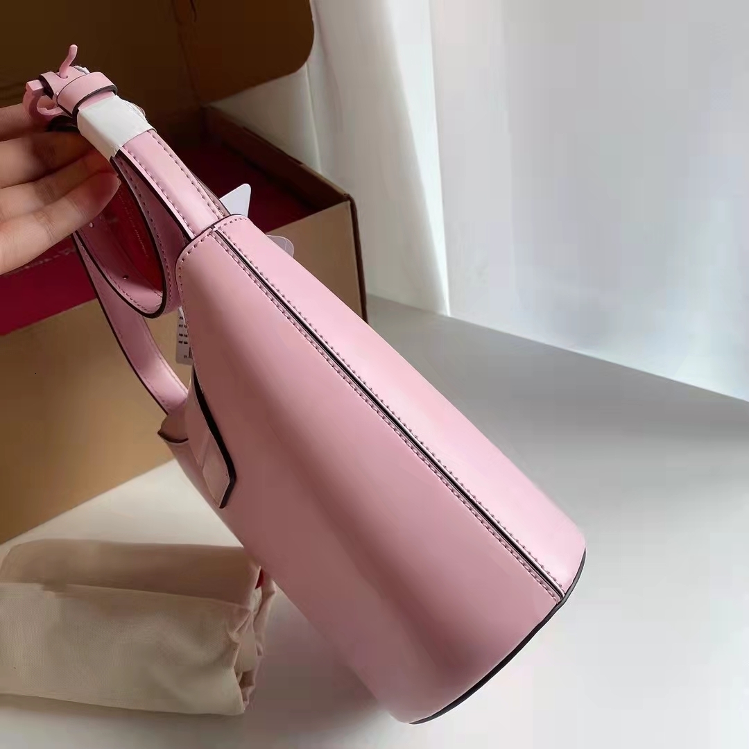 Evening Bags 2023 years fries bag Trifolio small Womens bags cowhide shoulder armpit bucket tote 230925