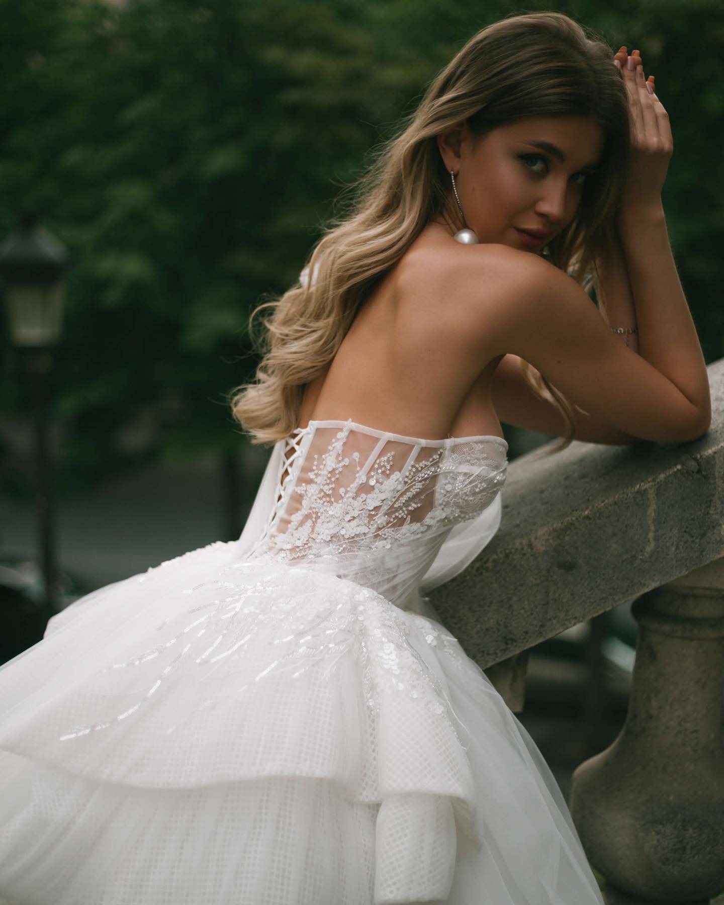 Lace Peplum Wedding Dresses Sequined Bridal Gowns One Shoulder Neckline A Line Tulle Floor Length Vestido De Novia