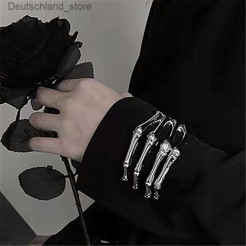 Charm Bracelets SRCOI Punk Exaggerated Silver Color Skeleton Hand Cuff Bracelet Gothic Edgy Bone Hand Claw Armlet Bracelet Bangle Arm Ring 2022 Q23092