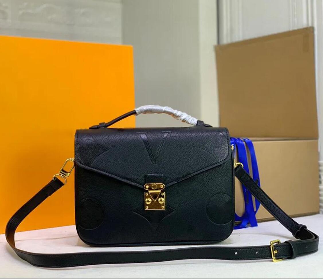 Fashion Designers Women Handbags METIS Shoulder Bags Luxurys Lady Crossbody Highs Quality Classic Flower Letter Leather Messenger Purses Marelle Totes M45596