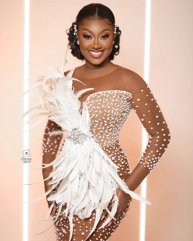 2023 Oct Arabic Aso Ebi Plus Size Mermaid Brown Wedding Dress Pearls Feather Crystals Bridal Gowns Dresses ZJ202