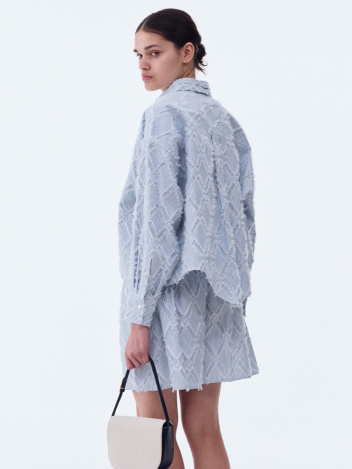 Womens Two Piece Pants Recto Shirt Set Women Summer Bat Sleeve Irregular Diamond Grid Hair Border Striped High Waist Wide Leg Shorts 230925