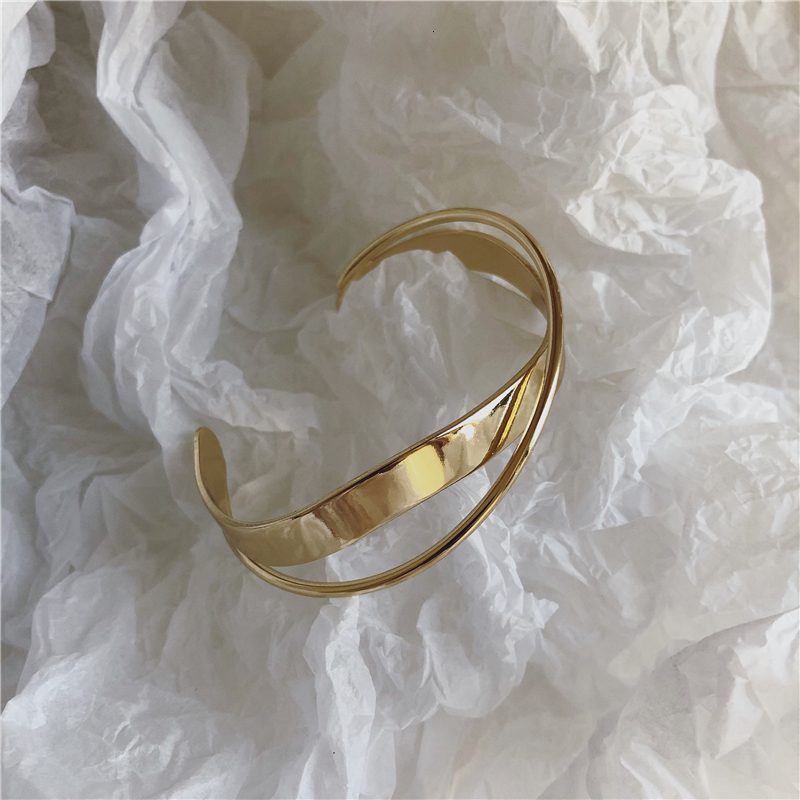 Bangle South Korea s shiny double layer geometrical irregular cross polishing lady bracelet jewelry Metal retro women s bracelets 230926
