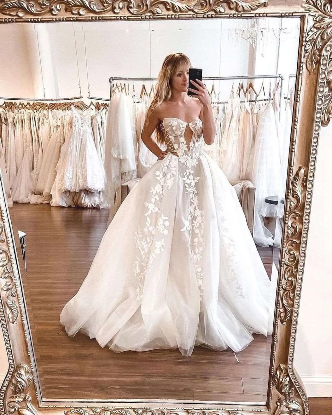 Modest Long Sleeve Ball Gown Wedding Dresses Bridal Gowns Sheer Jewel Neck Lace Appliqued Sequins Plus Size Robe De Mariee Custom Made 01
