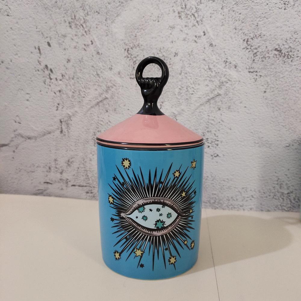 Candle Holders Big Eye Jar Starry Sky Incense Candle Holder with Hand Lid Aromatherapy Candle Jar Handmade Candleabra Home Decoration 230925