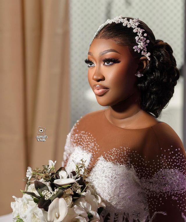 2023 Oct Arabic Aso Ebi Plus Size White Lace Wedding Dress Beaded Ball Gown Tulle Bridal Gowns Dresses ZJ055