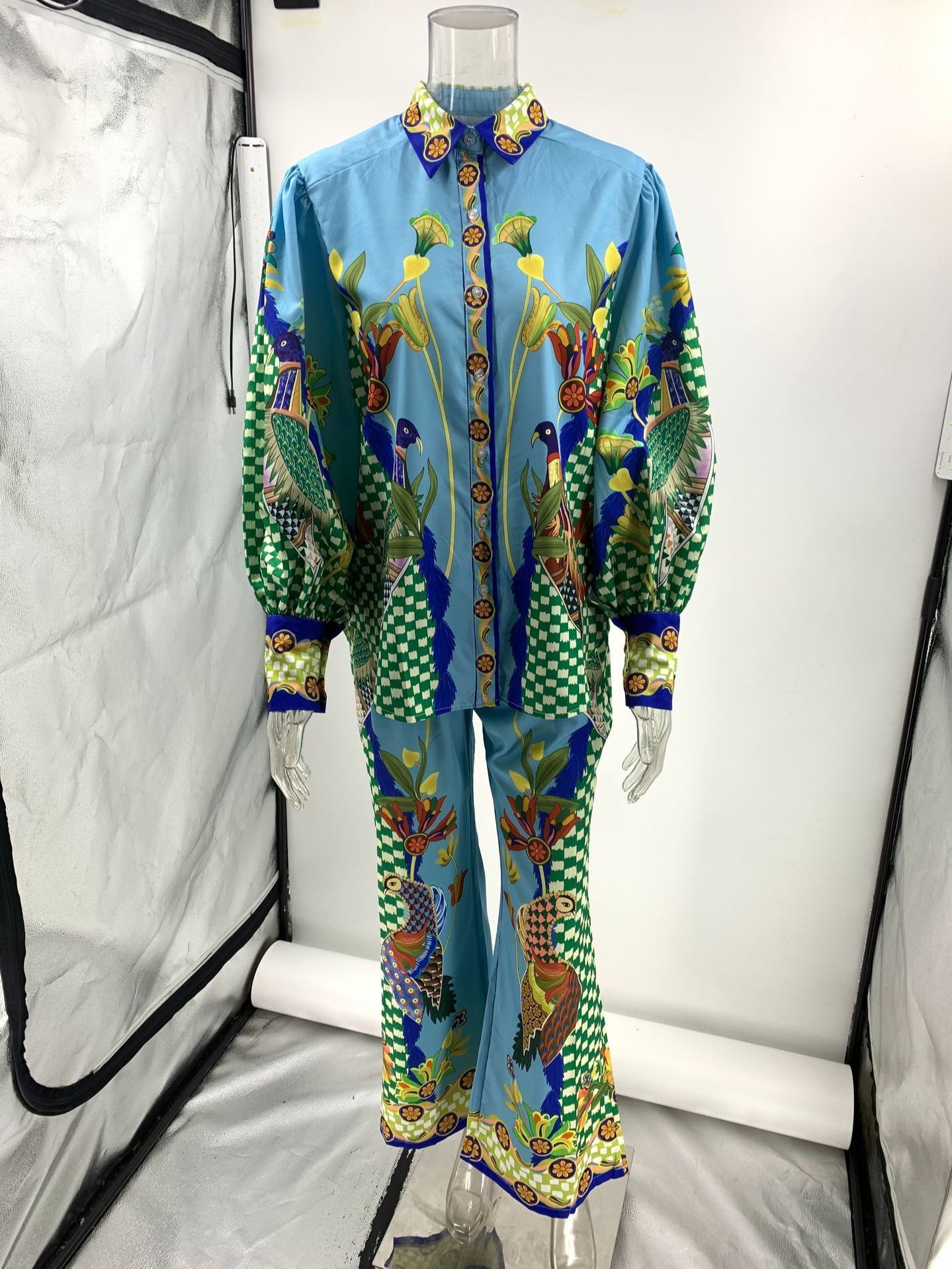 Womens Two Piece Pants In Birds Flower Printed Set Women Lantern Sleeve Lapel Shirts High Waist Flare Suit For Outfits 230925