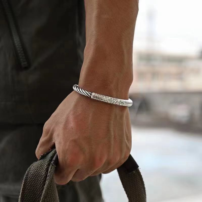 Bangle Punk Men s Cuff Bangles Male Retro Geometric Distorted Feather Totem Bracelet Casual Trend Sports Jewelry Anniversary Gift 230926