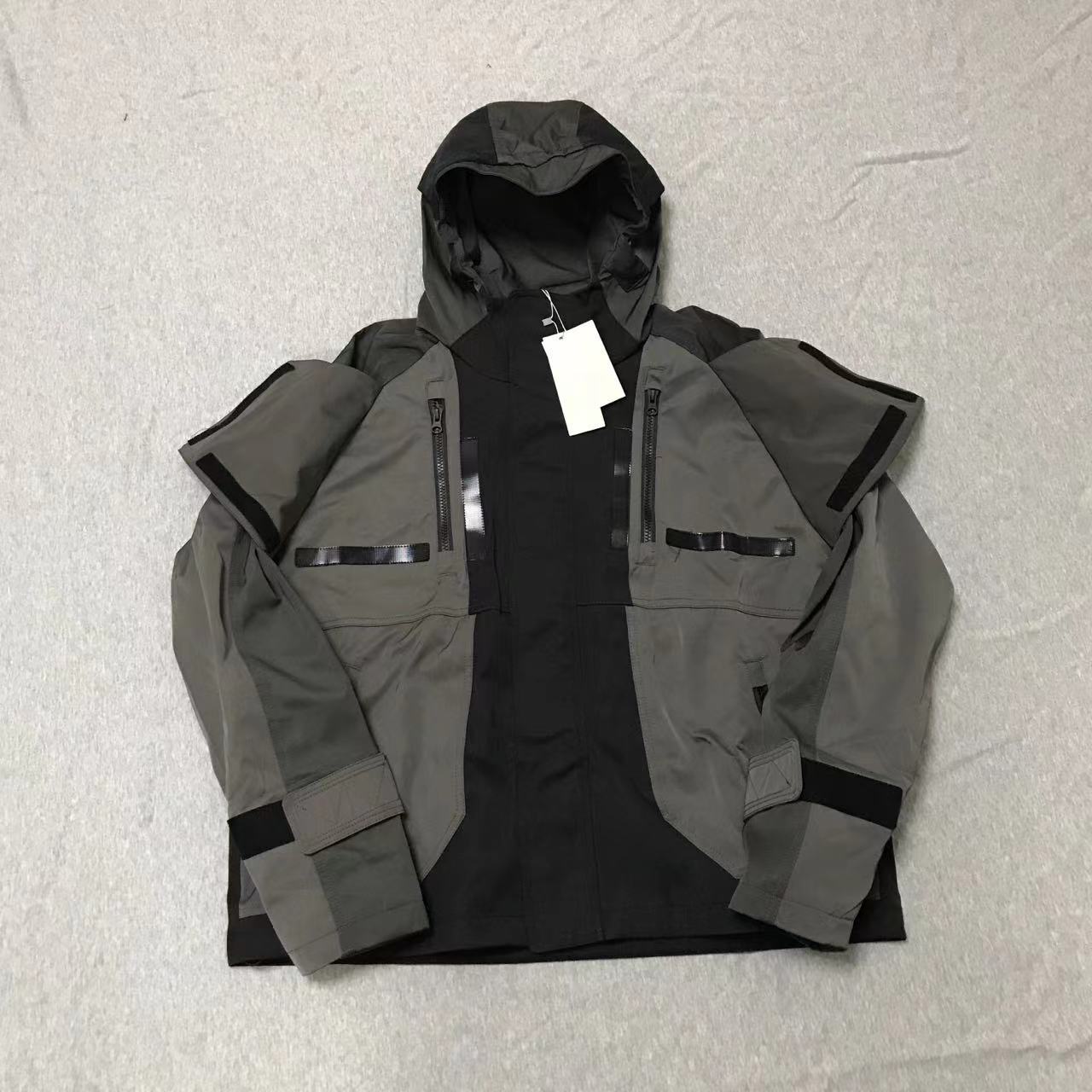 Fashion Brand UNDERMYCAR Jacket Ninja Functional Zipper Hooded Tactical Jacket Men's Trendy Armor Charge Coat Black Grey Splice Coat Jacket Men O