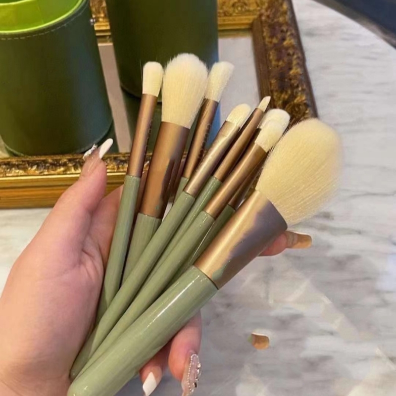 Round Bucket 8Pcs/Set Cosmetic Tool Brushes Blush Shadow Palette Eye And Face Brush Makeup Tools Original Quality Super Beautiful