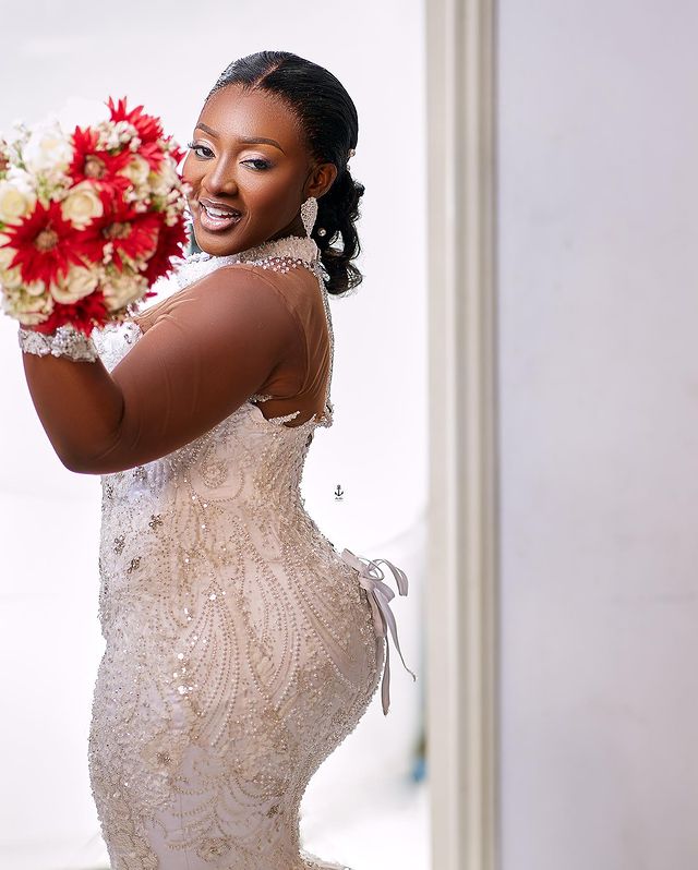 2023 Oct Arabic Aso Ebi Plus Size Lace Mermaid Wedding Dress Beaded Crystals Vintage Bridal Gowns Dress ZJ303