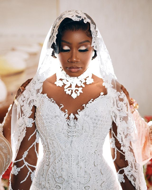 2023 Oct Arabic Aso Ebi Plus Size Ivory Mermaid Wedding Dress Lace Beaded Luxurious Bridal Gowns Dresses ZJ404