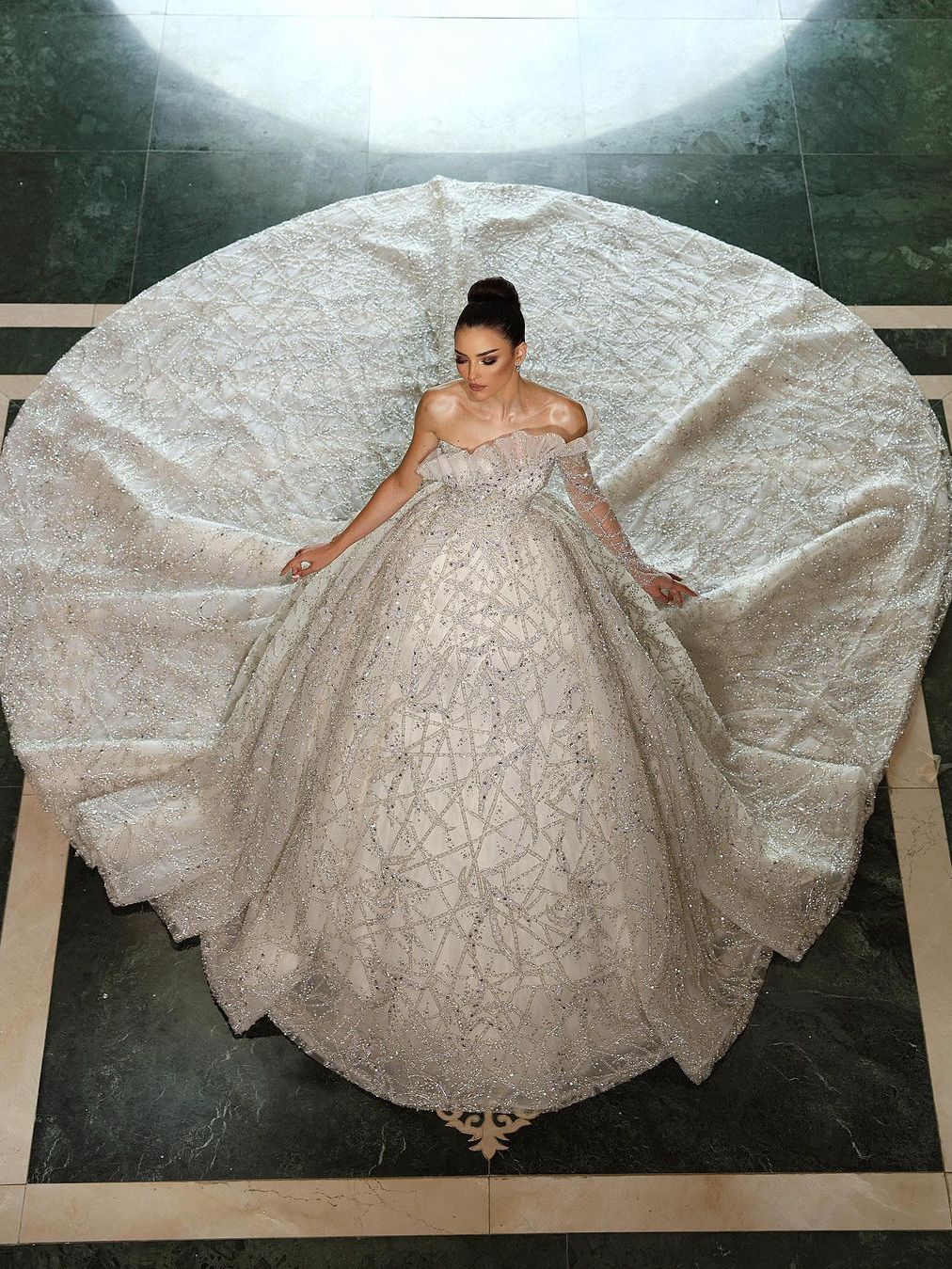 Gorgeous Ball Gown Wedding Dress Puff Beading Illusion Princess Wedding Dress With Long Train Vestido De Noiva Bridal Gowns