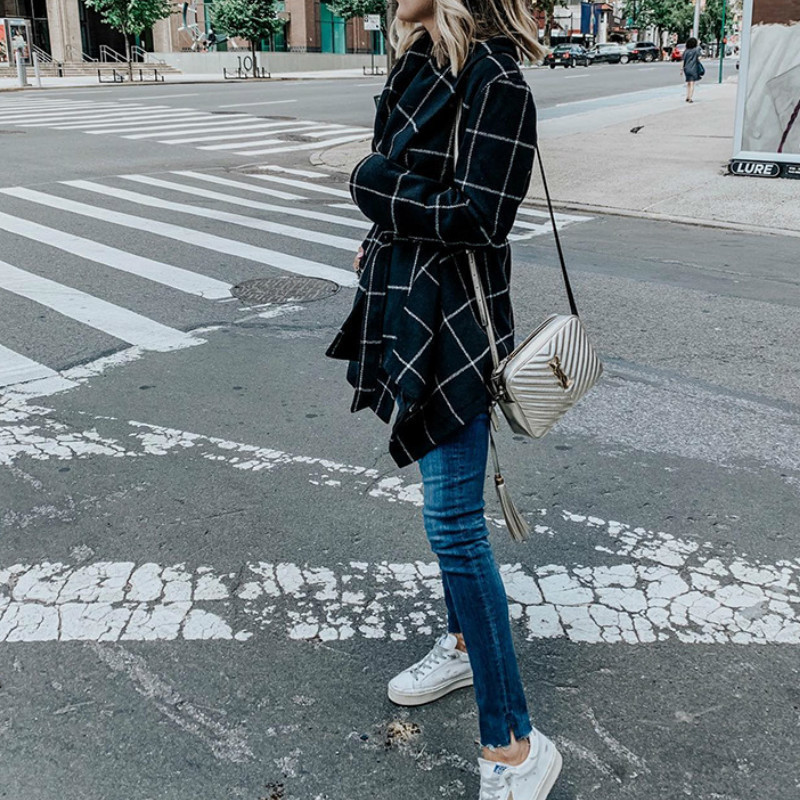 Women's Wool Blends Autumn and Winter Ladies Longsleeved Woolen Coat Fashion Retro Loose Plaid Belt Windbreaker Coats Jacket 230926